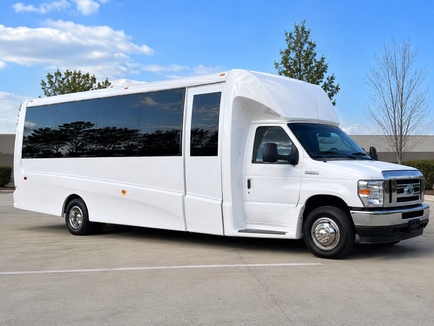 convention and conference shuttle buses across the dallas fort worth metroplex