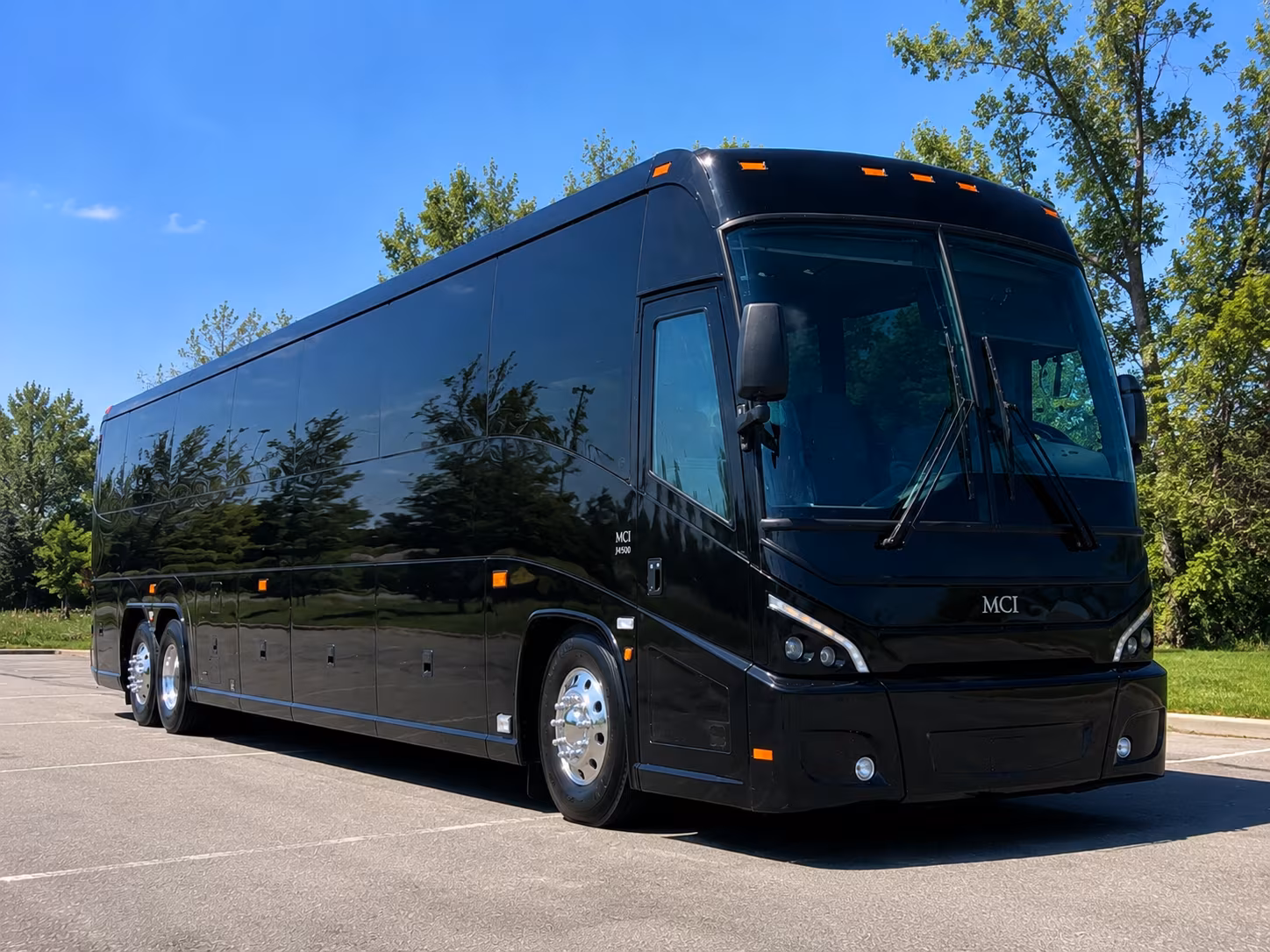 long distance bus service for rowlett sports teams and athletic groups