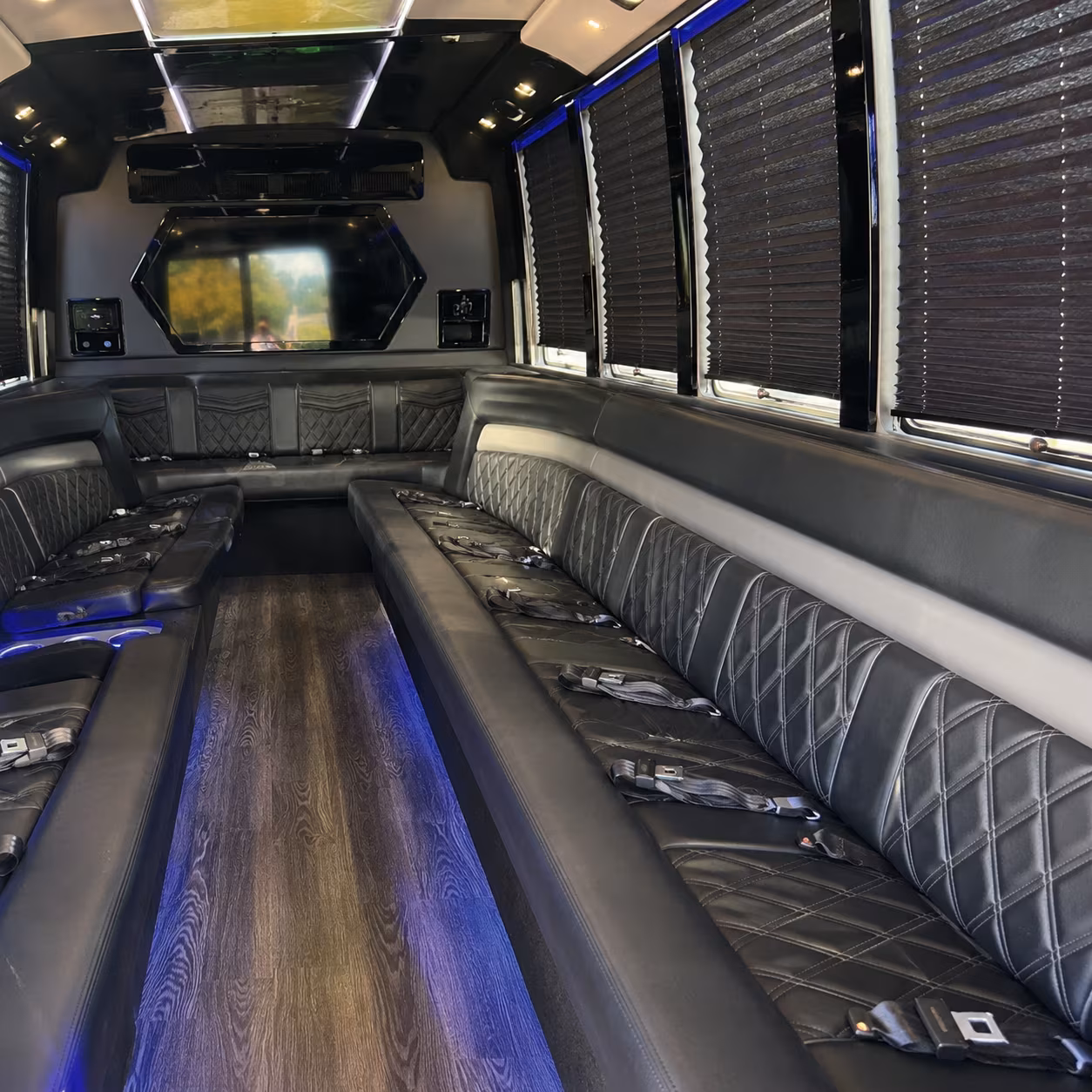 party buses and charter buses to mavs and stars games at american airlines center
