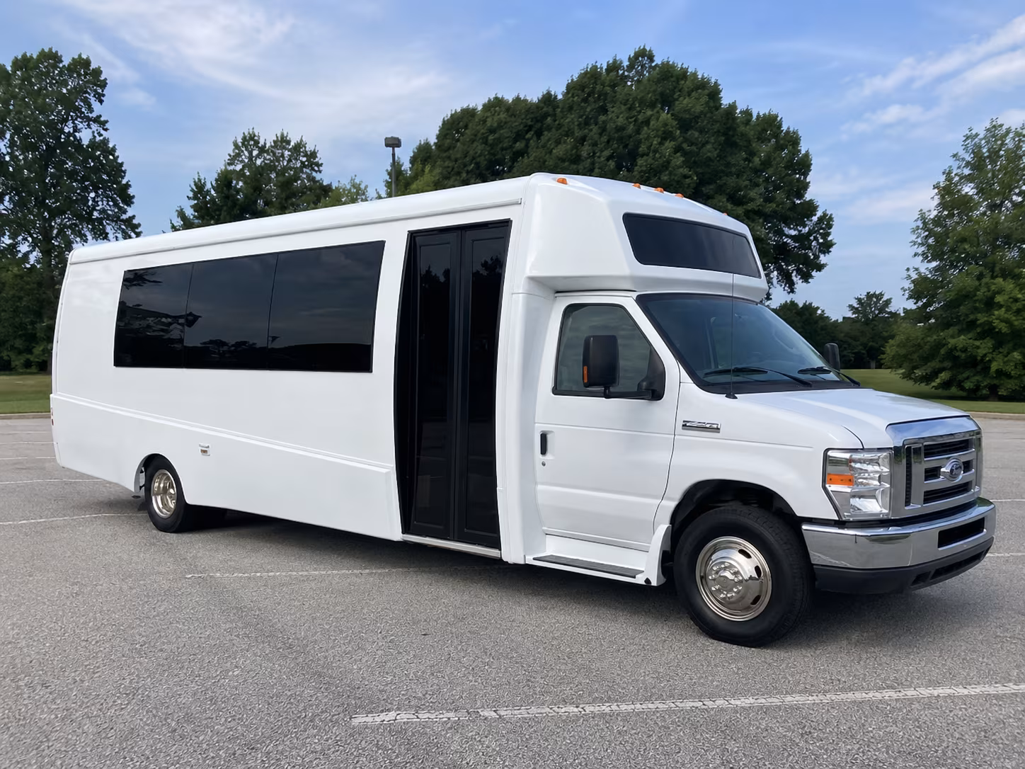 rowlett 18 passenger party bus