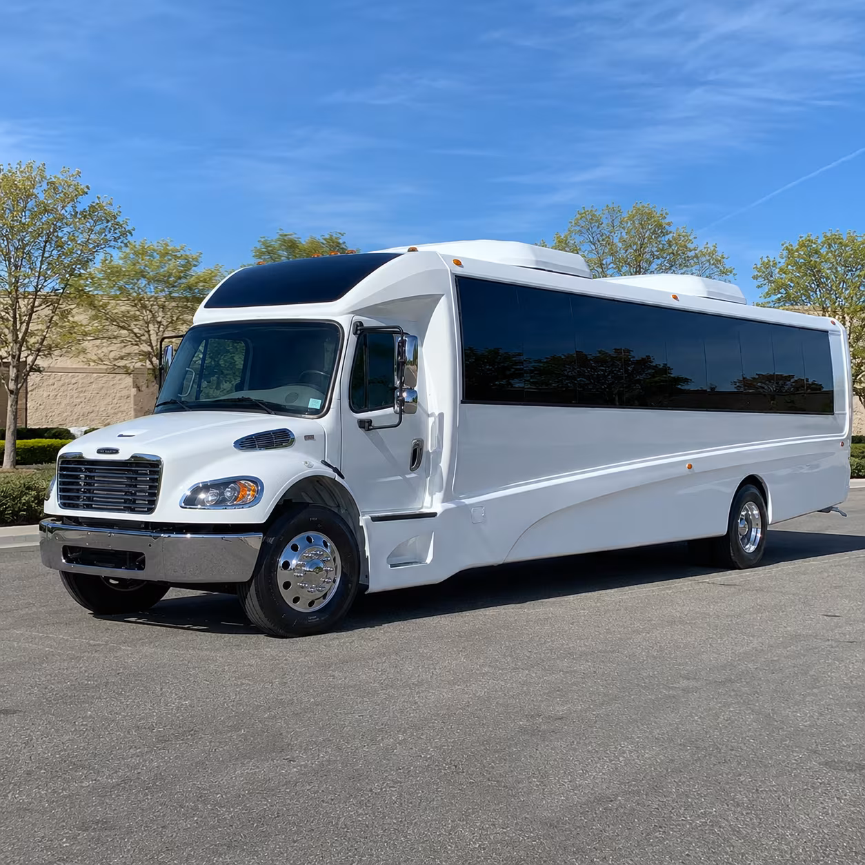 rowlett 28 passenger minibus